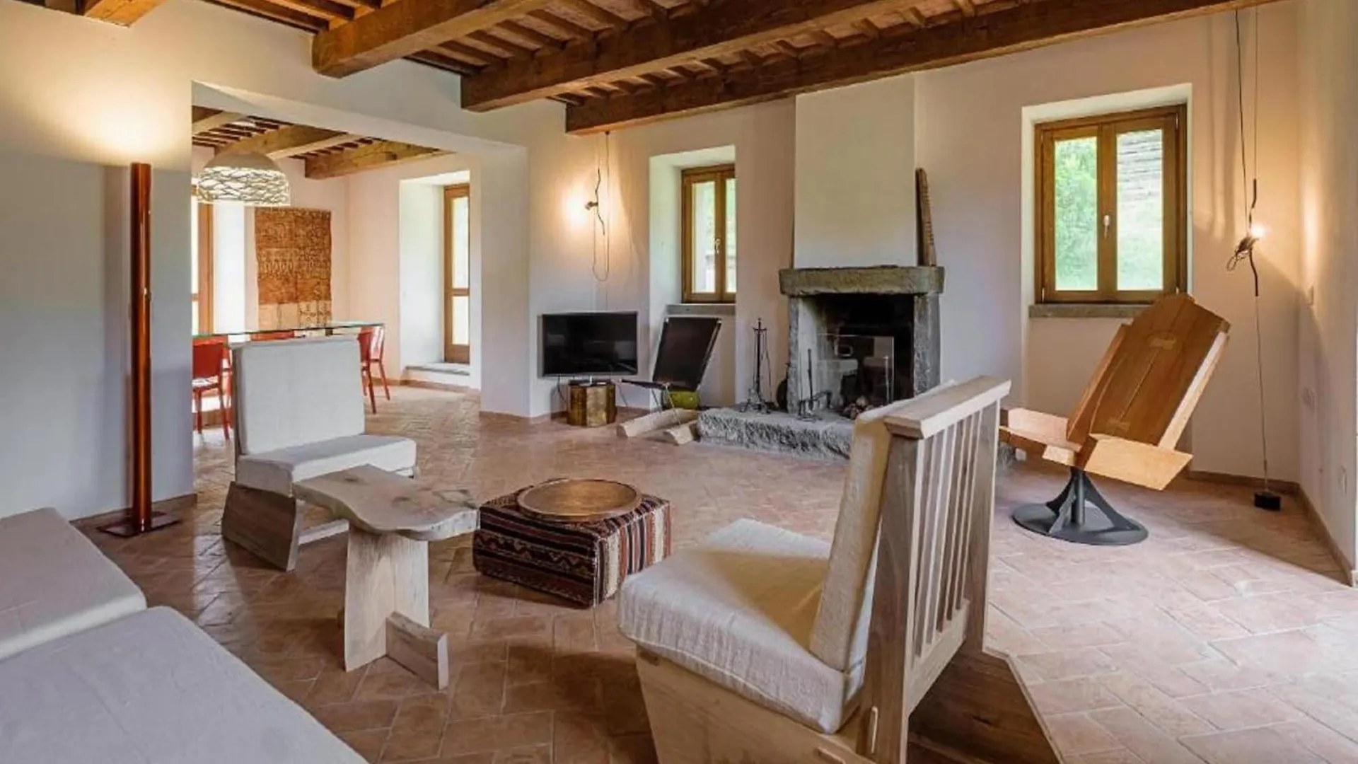 Spacious Holiday Home In Piancastagnaio With Fenced Garden Italy