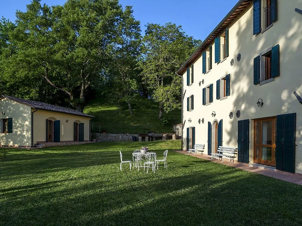 Spacious Holiday Home In Piancastagnaio With Fenced Garden 0*,